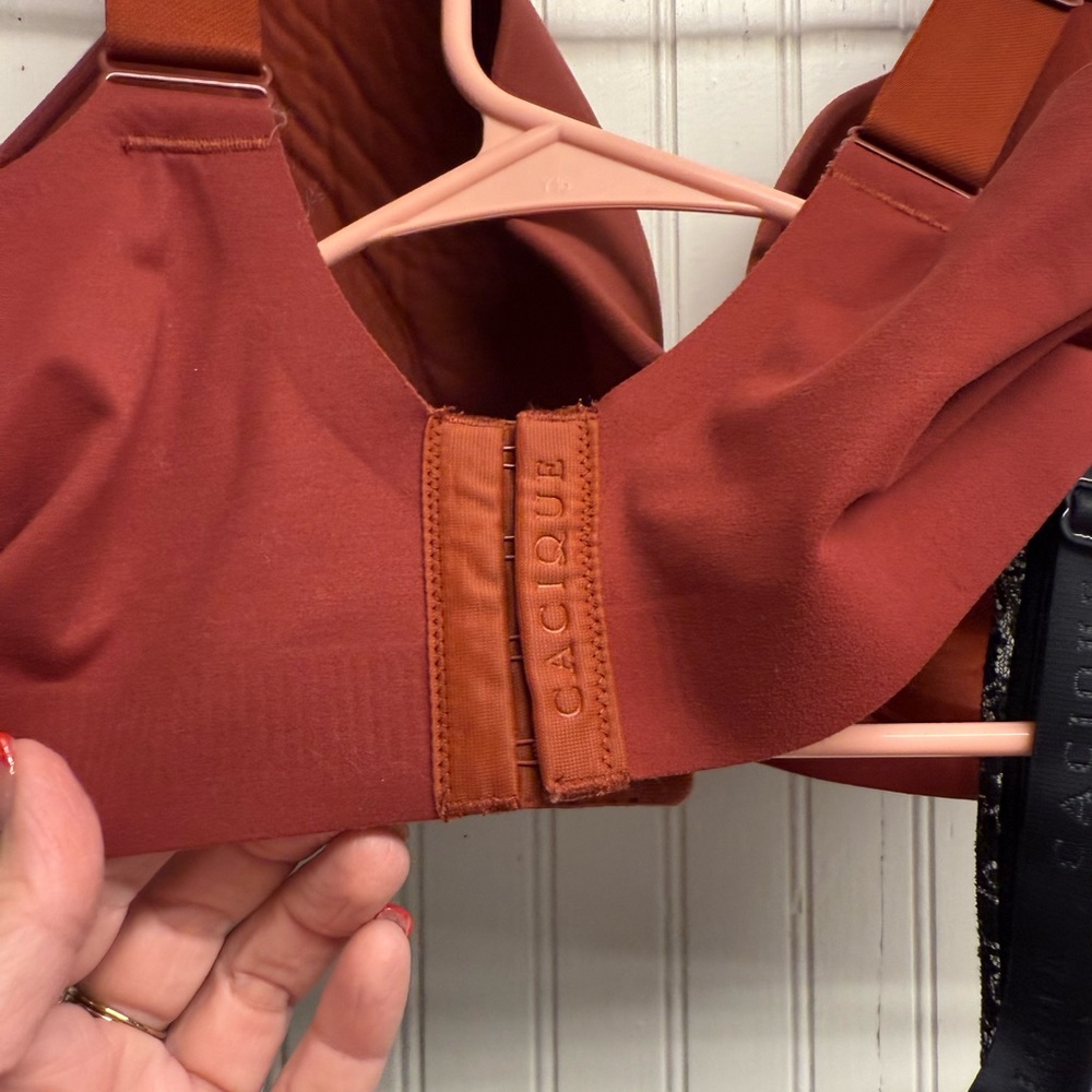 Two Plus Size Bras - Picture 2 of 4